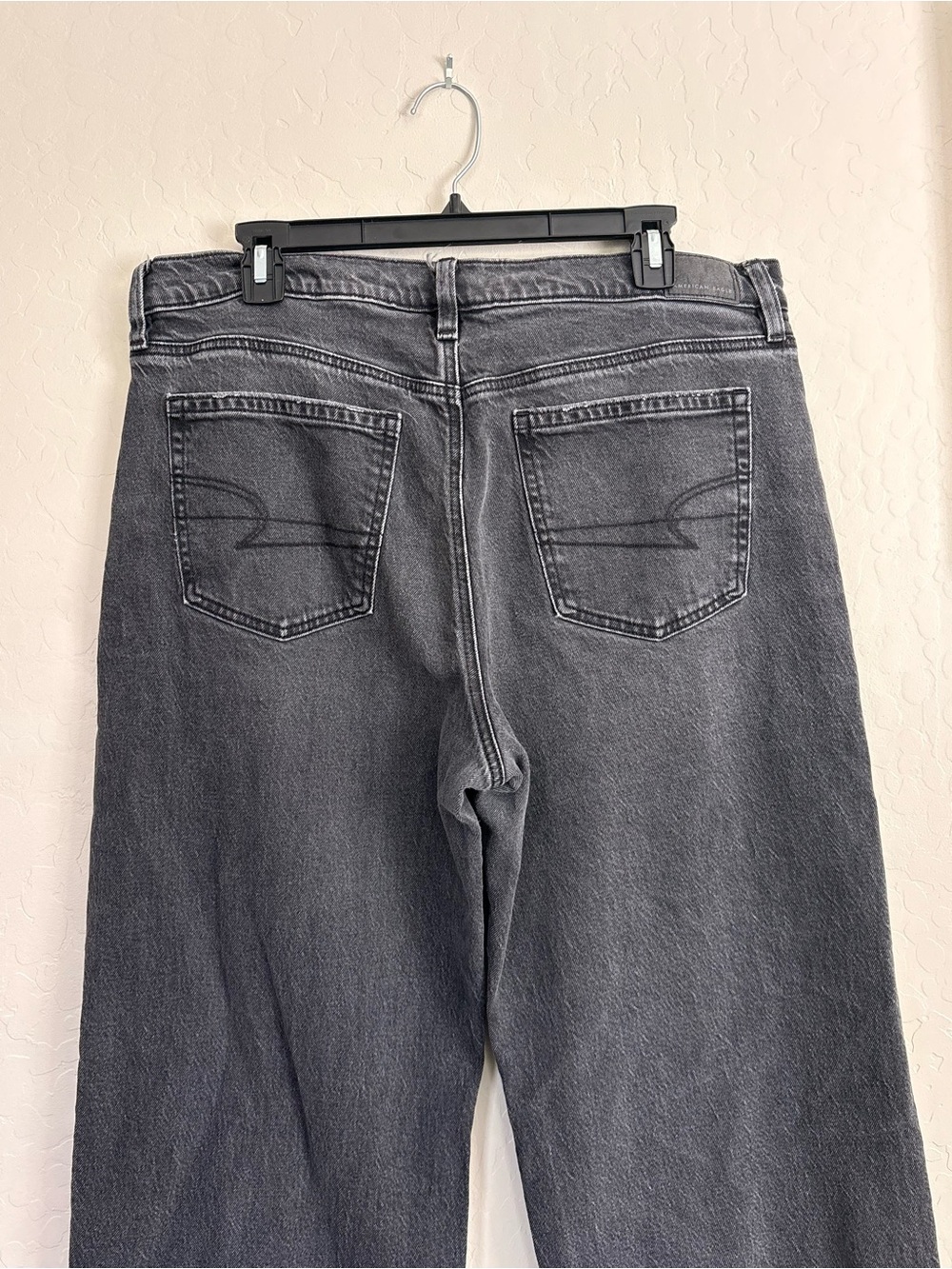 American Eagle Black High Rise Stovepipe Cuffed Crop Jeans Women's 14 Short - Picture 5 of 6